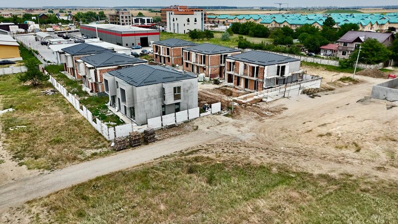 Tunari, Complex Teilor 77 vanzare vila individuala  0% comision