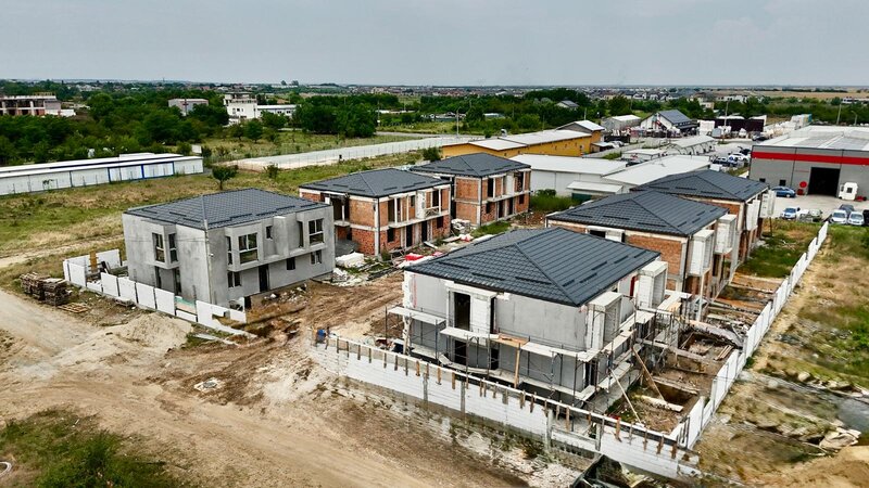 Tunari, Complex Teilor 77 vanzare vila individuala  0% comision